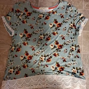 Rewind SS Crochet Top size Large!